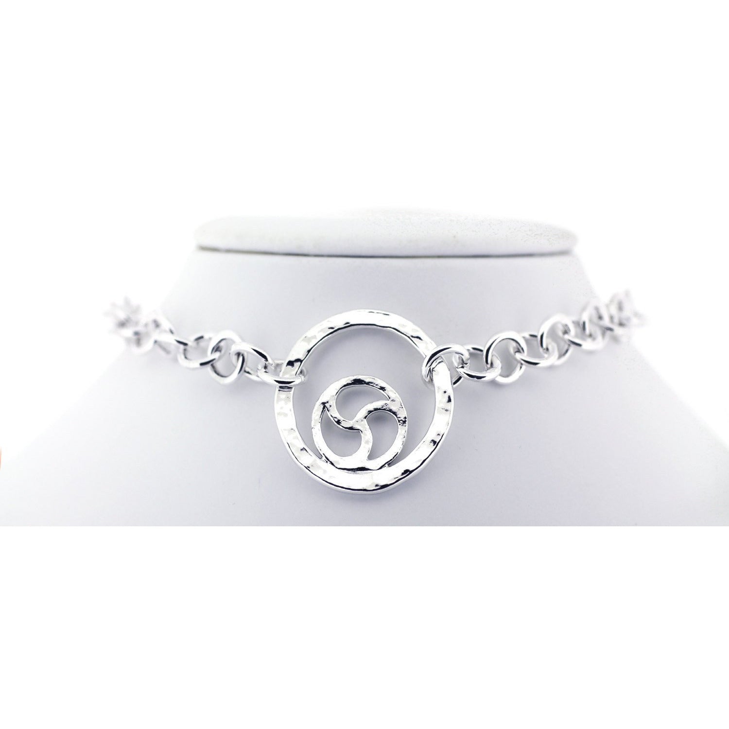 Handmade Sterling Silver Day Collar with Hammered O Ring and Triskele Design - Elegant and Discreet for Any Occasion